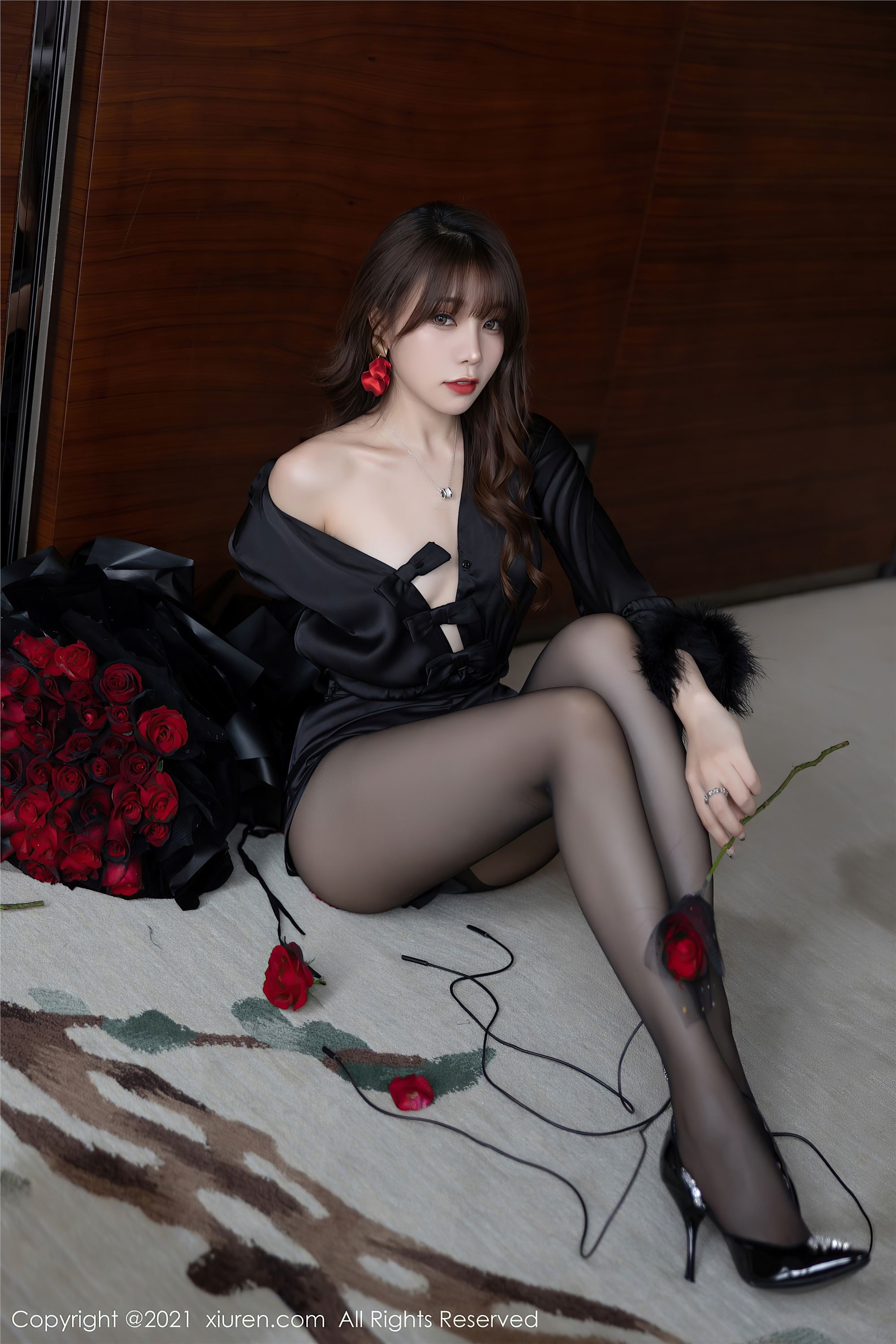 Xiuren秀人网 2021.11.11 NO.4205 芝芝Booty